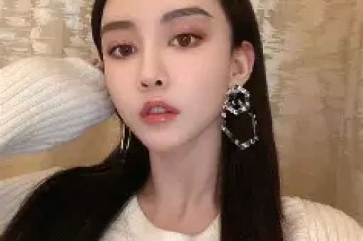 刘涛弯腰7秒上热搜：娱乐圈人设塌了真实值钱了